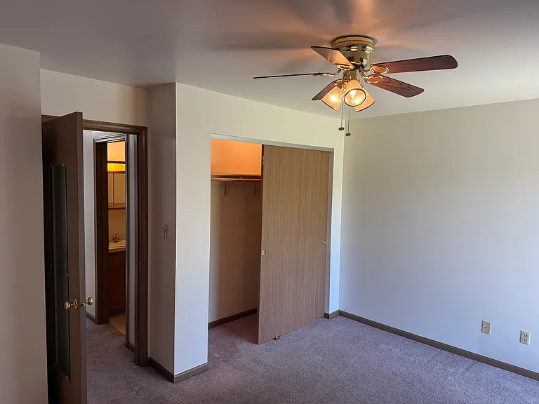 813 Covey Ln #5 — Photo 4