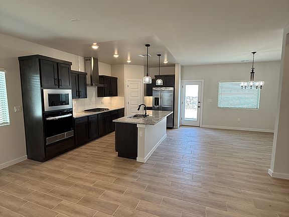 5th image of 941 Keenland Ave