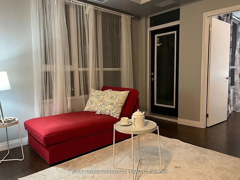 22 E Haven Dr #1011 — Photo 8