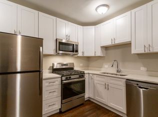 2435 W Rosemont Ave APT 3, Chicago, IL 60659