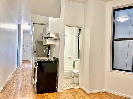 Rented by Compass | media 26