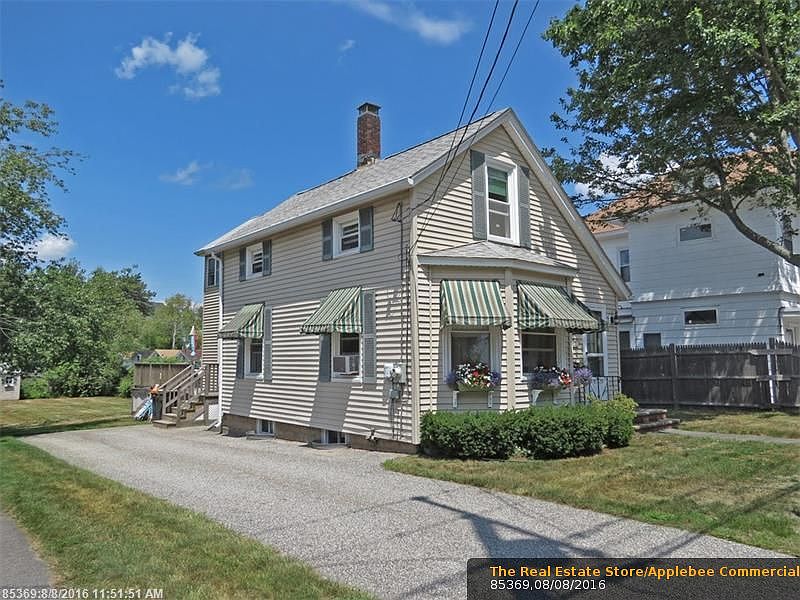 1st image of 11 E Grand Ave