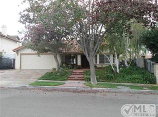 681 Azure Hills Dr, Simi Valley, CA 93065