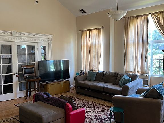 5th image of 1507 Walnut Ave