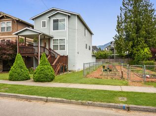 8346 Silva Ave SE, Snoqualmie, WA 98065