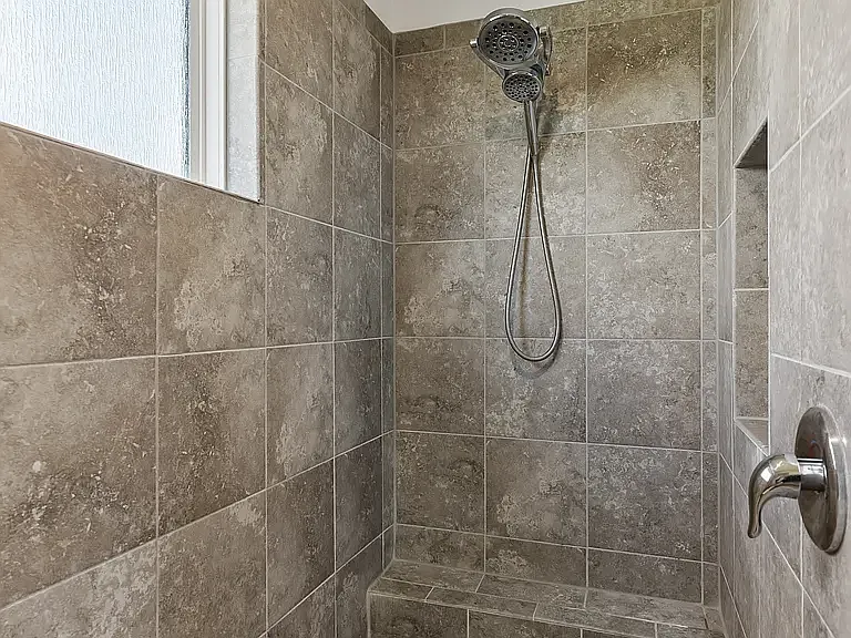 3041 Commonwealth Dr — Photo 44