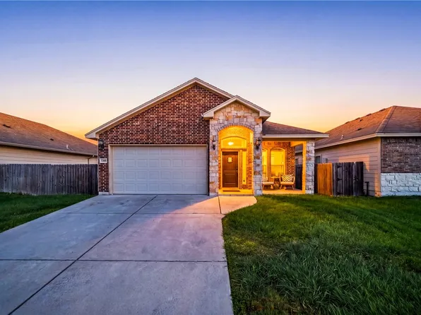 3845 Pennine Way, Corpus Christi, TX 78414