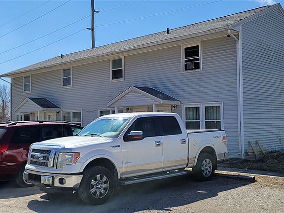4th image of 695 W Pine St