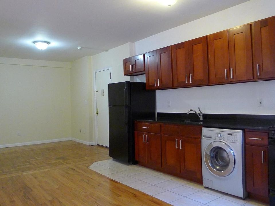 1st image of 4760 39th Pl APT 2H