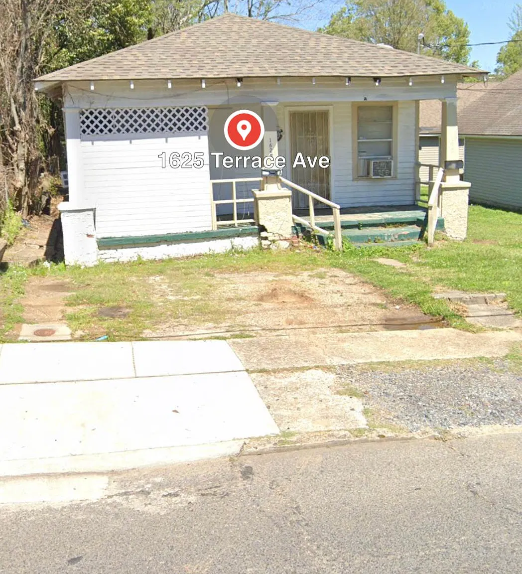 1625 Terrace St — Photo 2