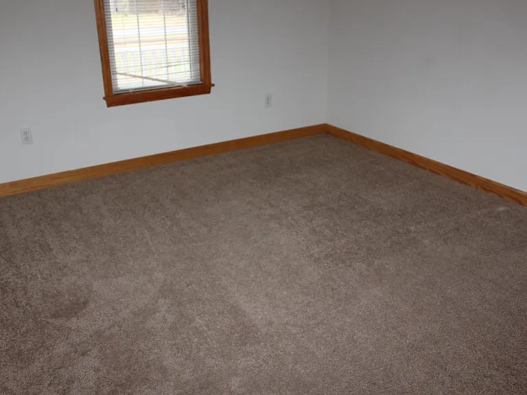 302 Jessup St — Photo 5