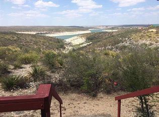 156 N Comanche Trl, Del Rio, TX 78840