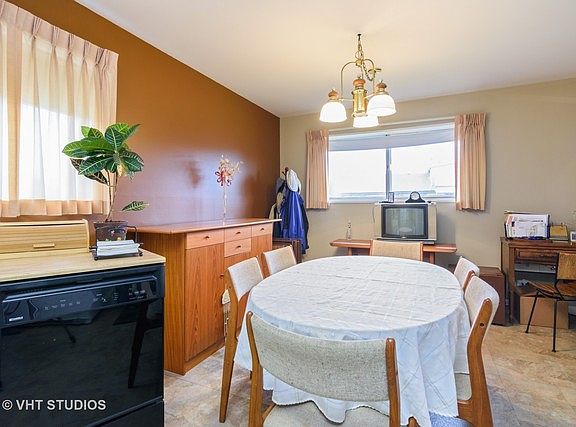 5th image of 9000 Terrace Pl #0