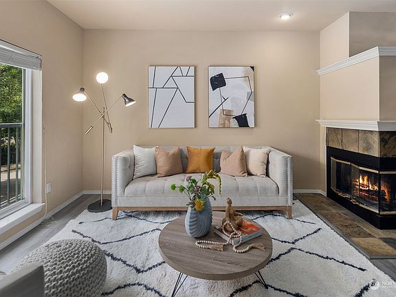 5th image of 9423 180th Avenue NE #3