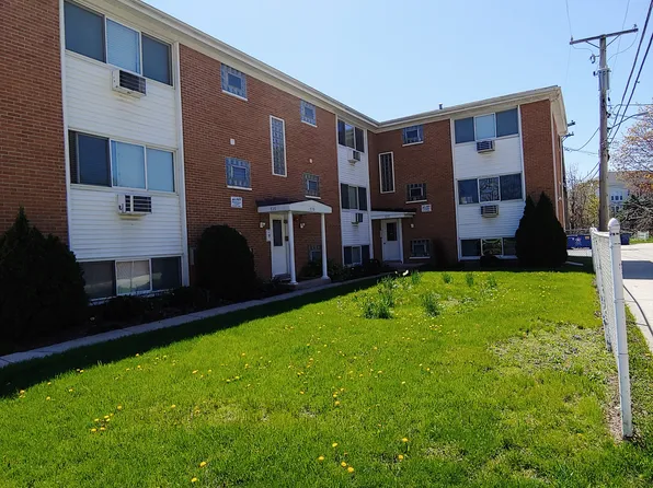 539 Jackson Blvd #Gs, Forest Park, IL 60130