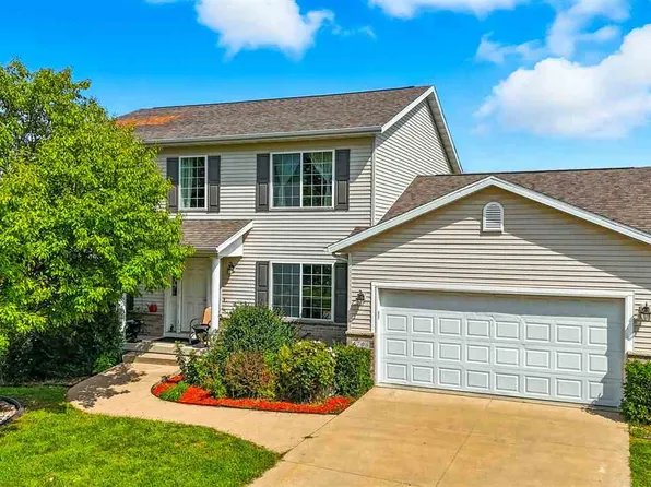 4706 M Ave NW, Cedar Rapids, IA 52405