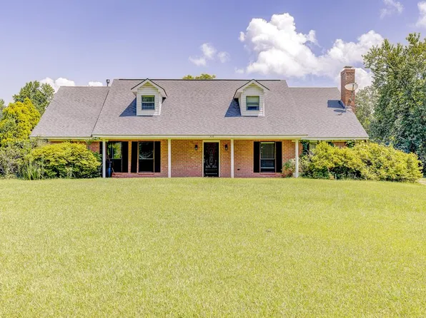 310 White Wolf Dr, Vicksburg, MS 39183