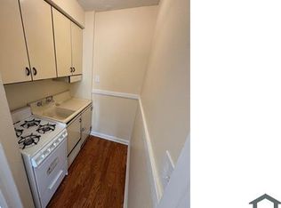 2130 Auburn St APT 6, Rockford, IL 61103