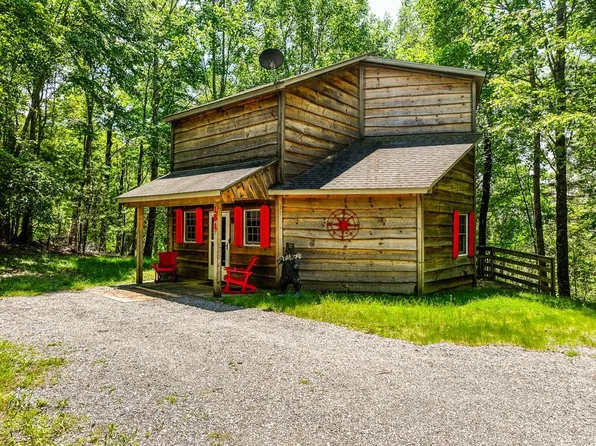 151 Powhatan Trl, Fancy Gap, VA 24328