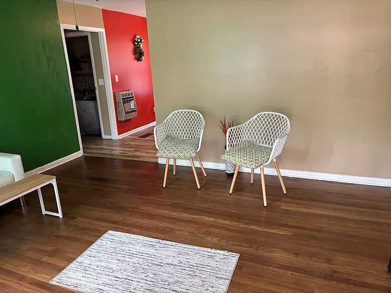 Hall Ave — Photo 6
