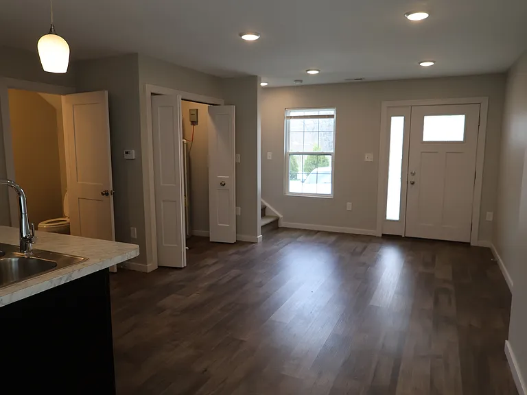 2985 N State Highway 7 — Photo 162