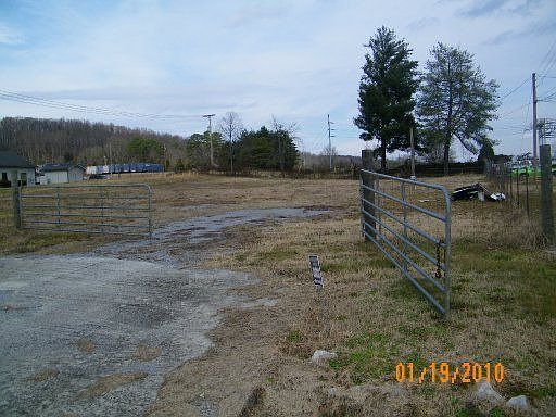 1st image of 2215 Clinton Hwy