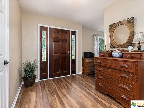 3rd image of 251 Woodland Trl