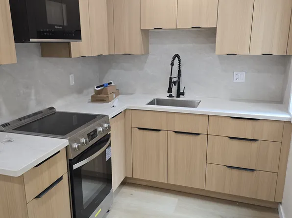 630 Lombard St #5, San Francisco, CA 94133