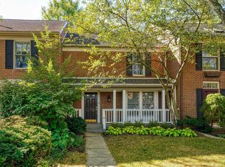 2207 Sandston Rd, Columbus, OH 43220