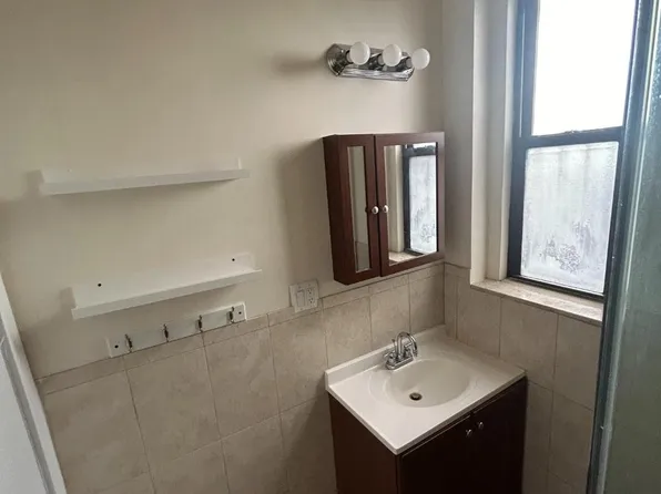 560 West End Avenue image 17 of 23