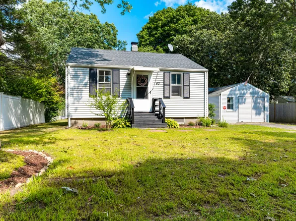 40 Wilson Avenue, Buzzards Bay, MA 02532