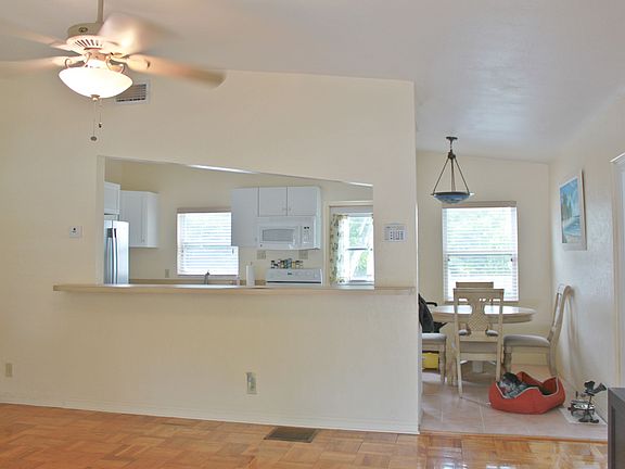 3rd image of 4111 Dr Martin Luther King Jr St N