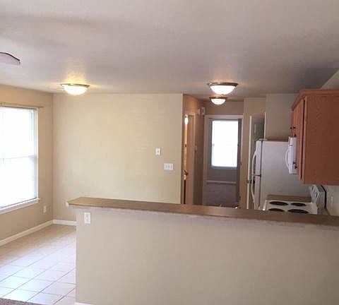 5th image of 120 Evanlee Ct