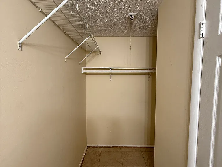 14105 Honey Hill Ct — Photo 21