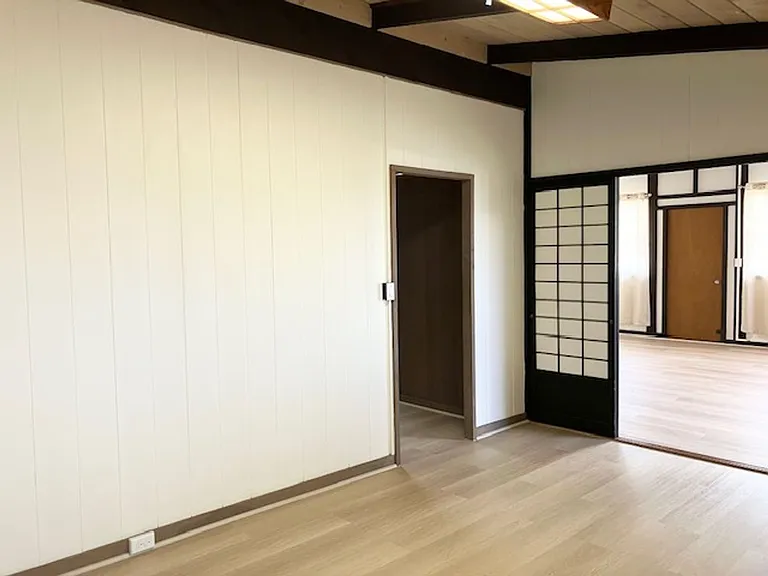 5158 Kilauea Ave — Photo 17