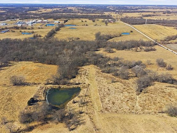 3rd image of 32910 S Gregg Rd