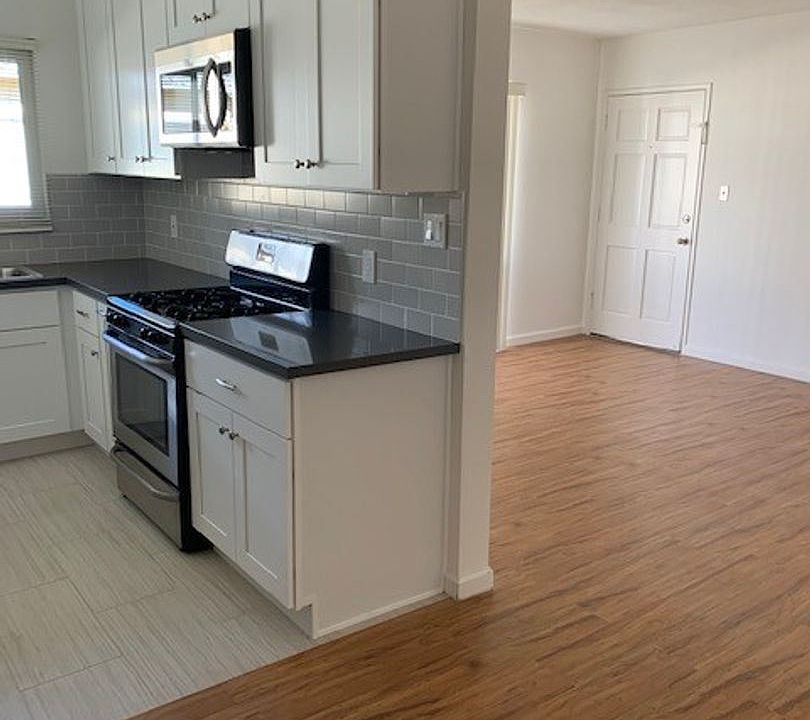 1st image of 3609 Mentone Ave #8