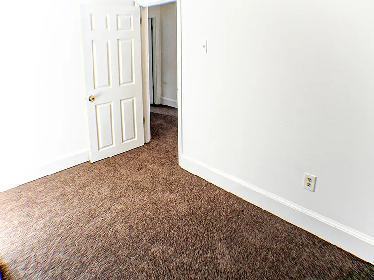 1535 S Hicks St — Photo 16