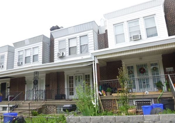 2nd image of 2336 S 70th St