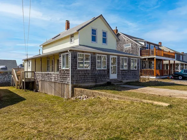 27 Ocean St, Marshfield, MA 02050