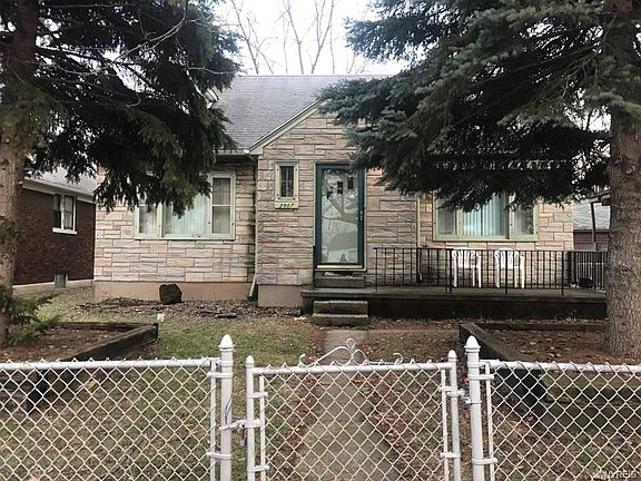 2nd image of 2907 Ferry Ave