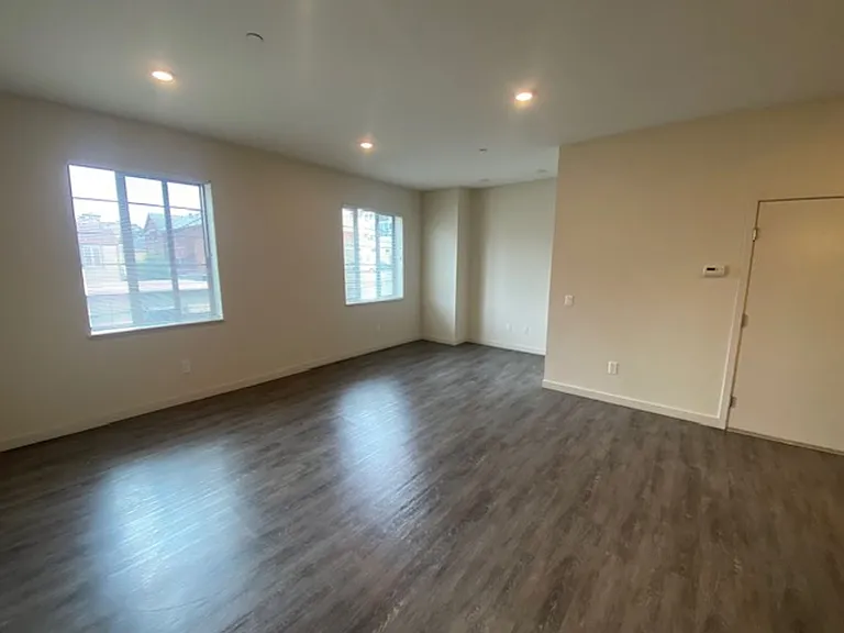 505 Central Ave — Photo 5