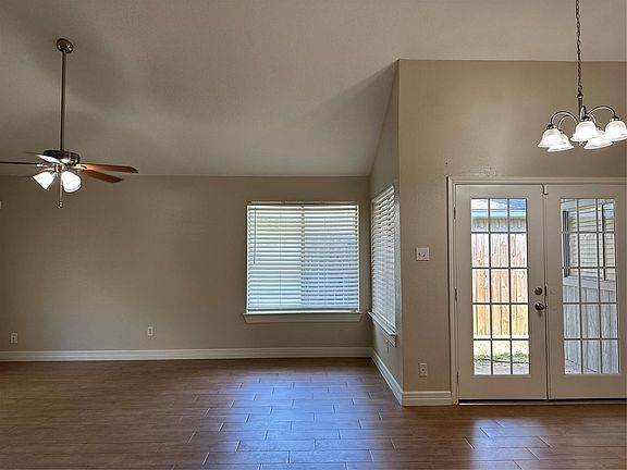 3rd image of 12606 Monaco Rd