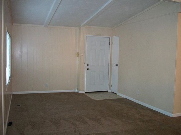 5th image of 4870 Brookdale Dr