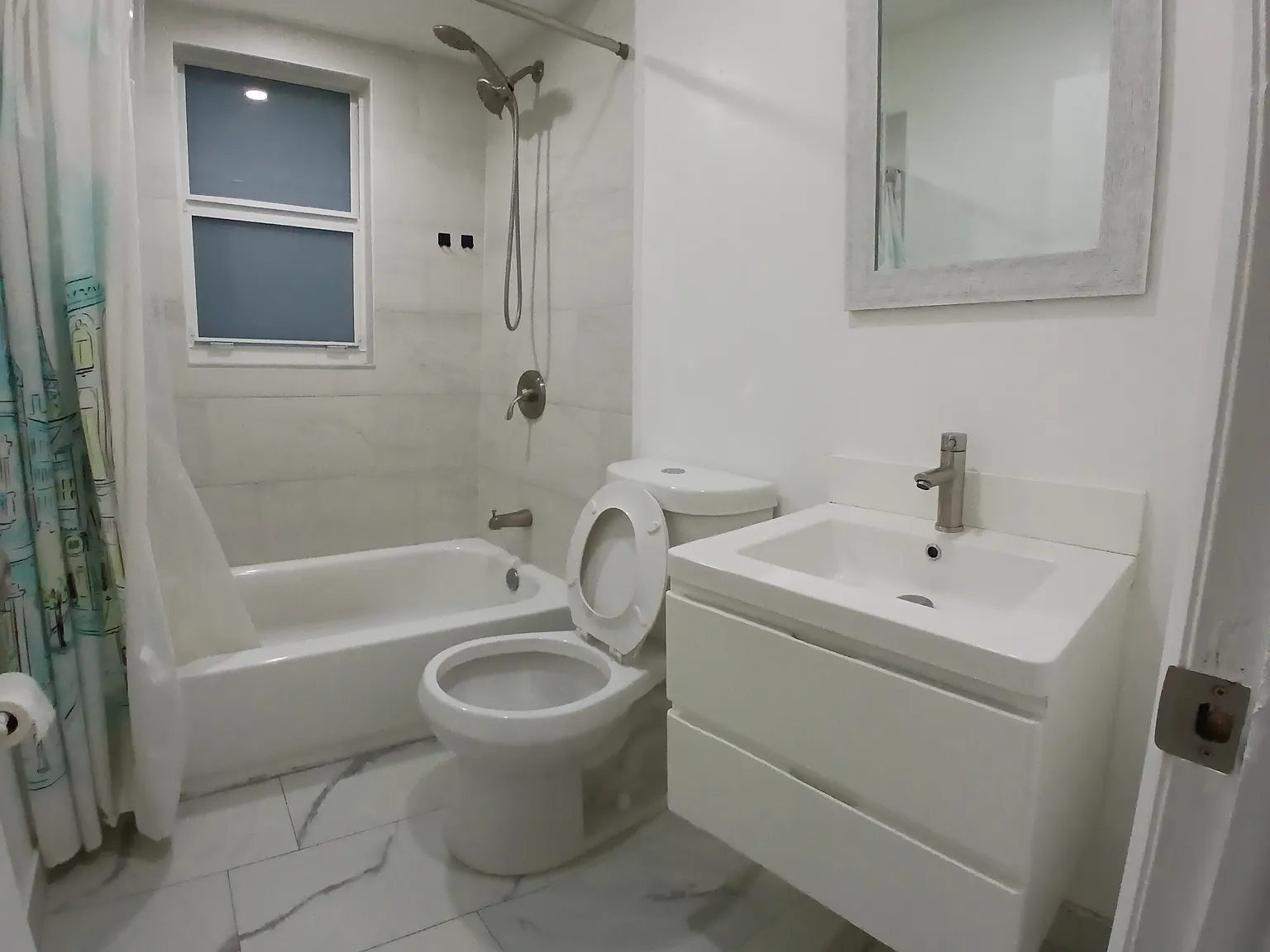 2 bed, 1000 sqft, $1,850 — Photo 3