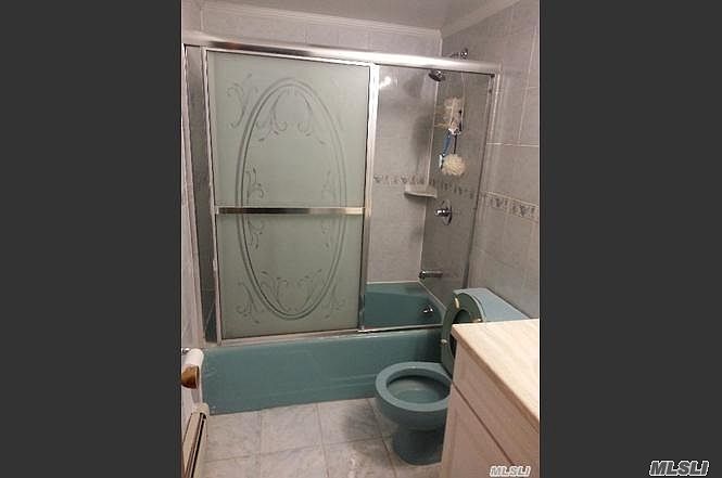 2nd image of 10131 Woodhaven Blvd