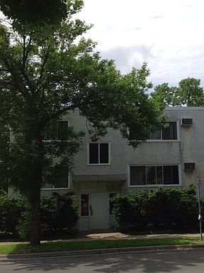 1st image of 727 13th Ave SE APT 8