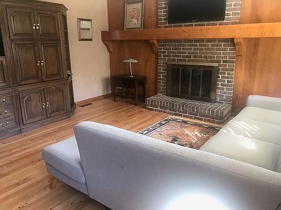 Pegged hardwood floors
