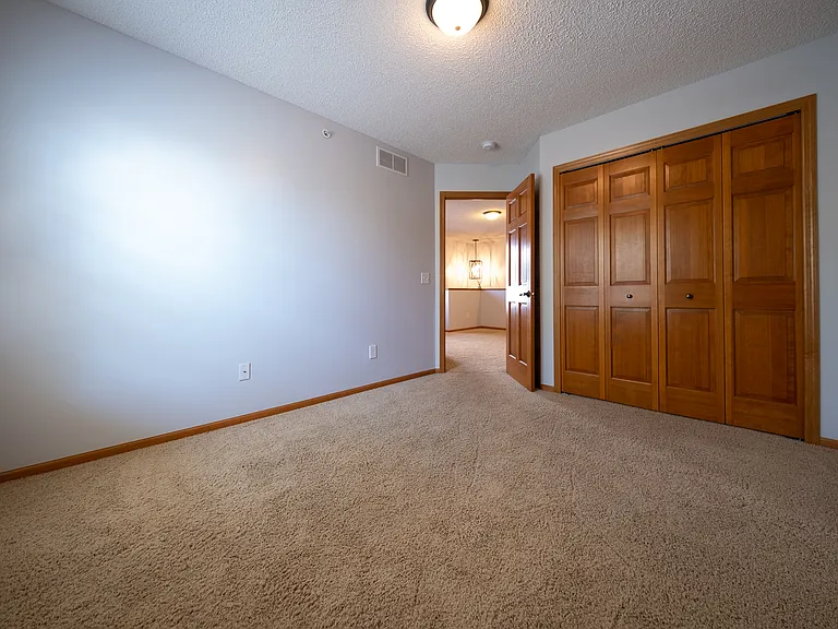 10930 Fergus St NE #F — Photo 19