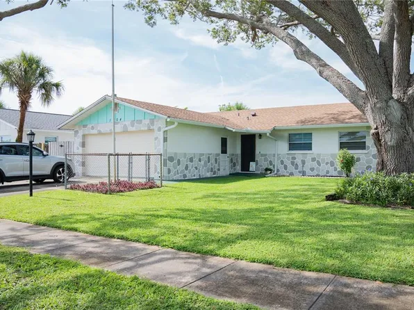 1004 65th Ave W, Bradenton, FL 34207